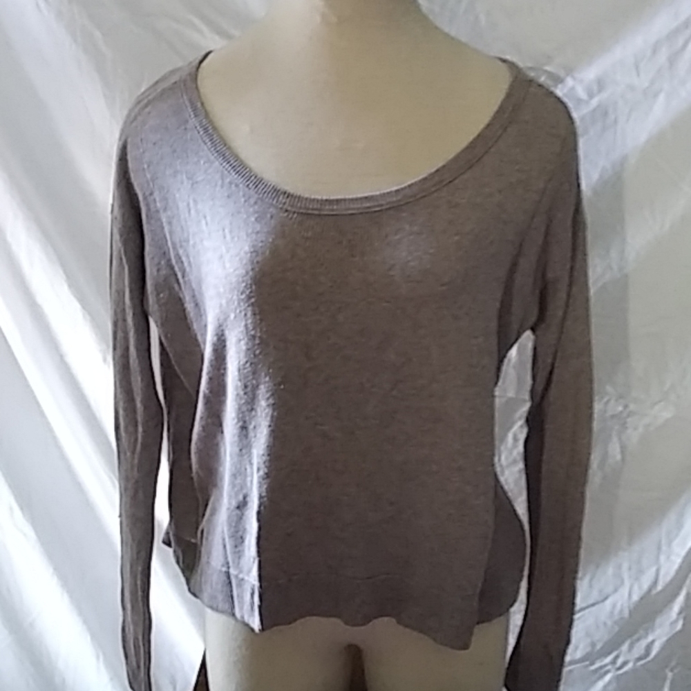 ✨American Eagle Outfitters Sweater